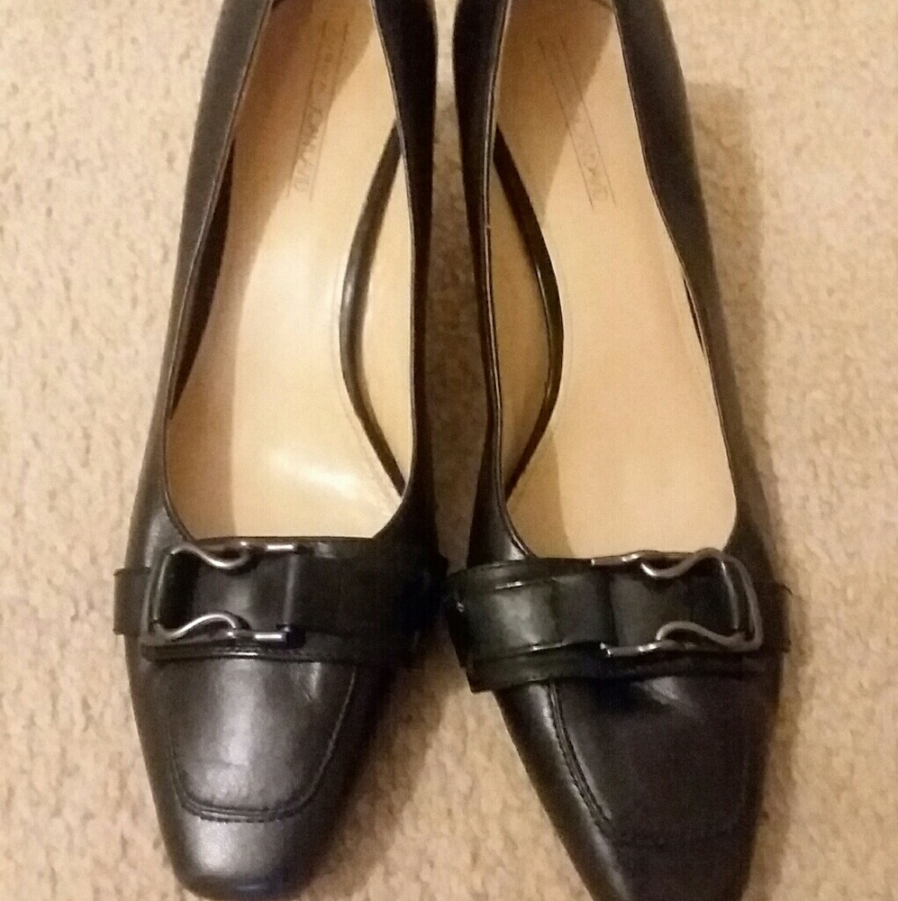 Circa Joan and David pumps